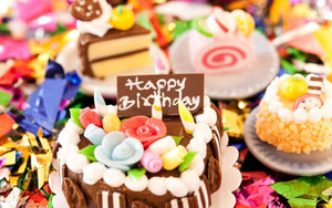 Картинки на день рождения девушки с тортиками и сладостями